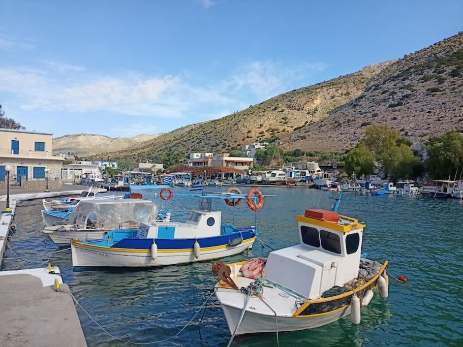 Holiday home Four View House In Kalymnos κάθε μπαλκόνι έχει άλλη θέα