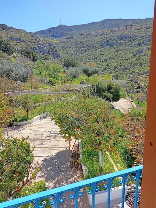 Four View House In Kalymnos κάθε μπαλκόνι έχει άλλη θέα *